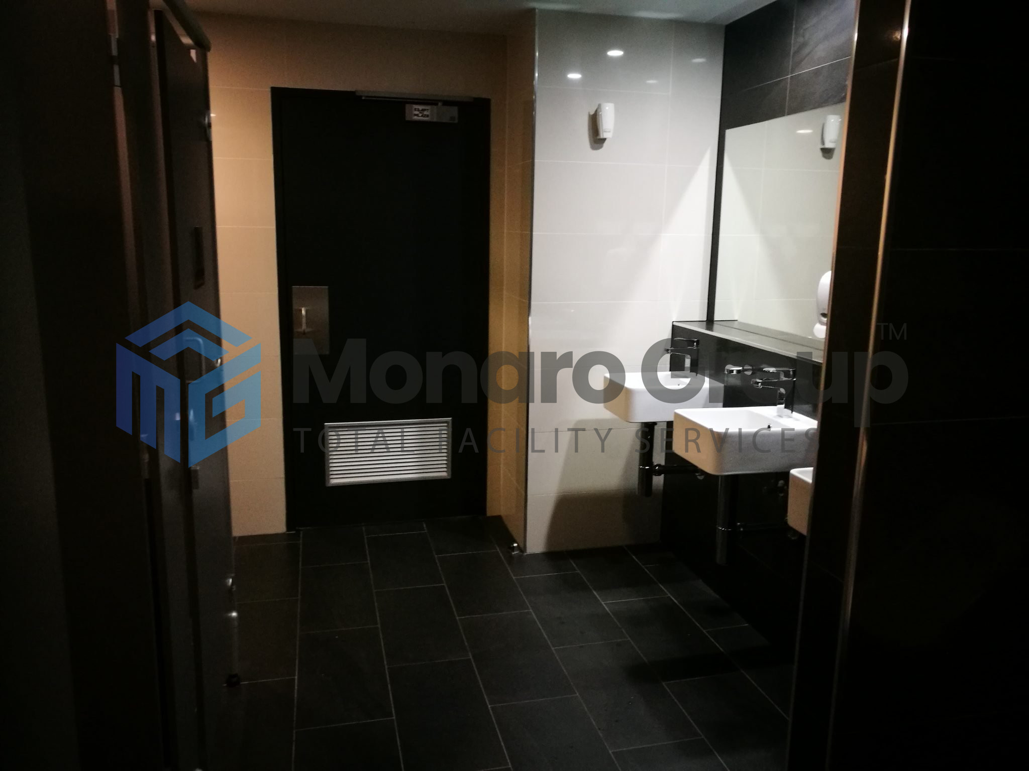 Monaro Group Commercial Cleaning and Facility Services Rrc03938
